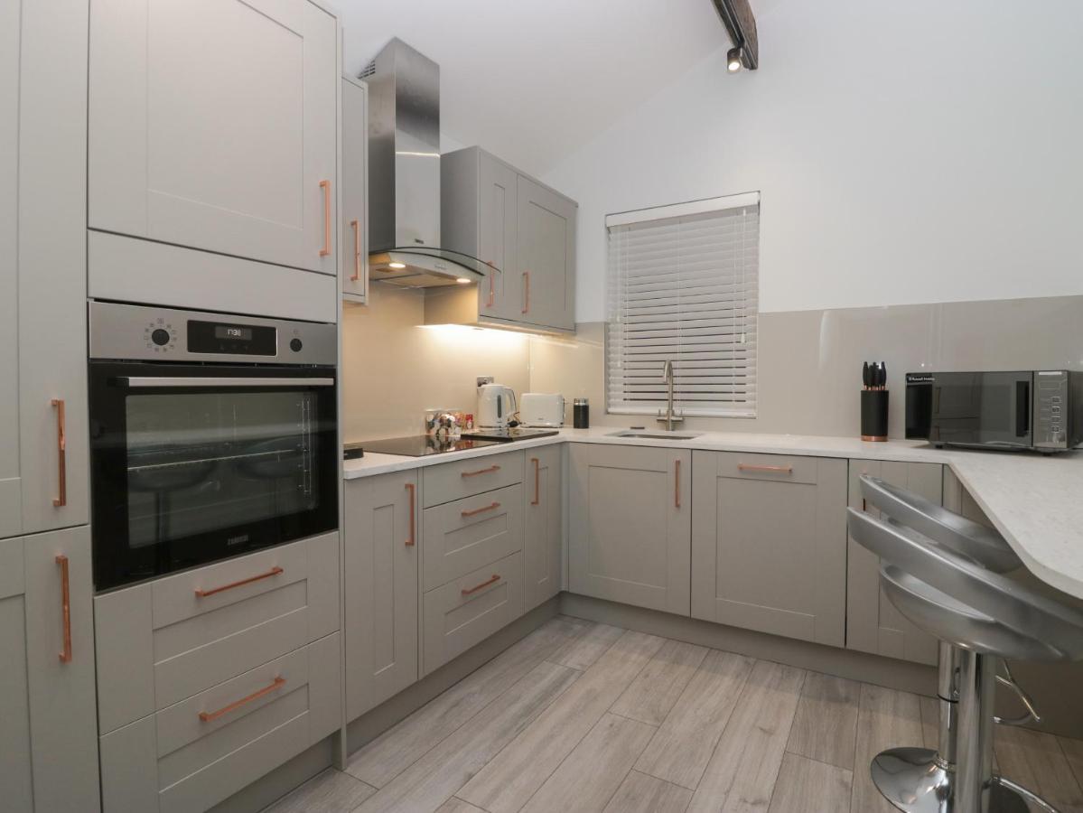 Eden On The Crescent Apartment Morecambe Ngoại thất bức ảnh